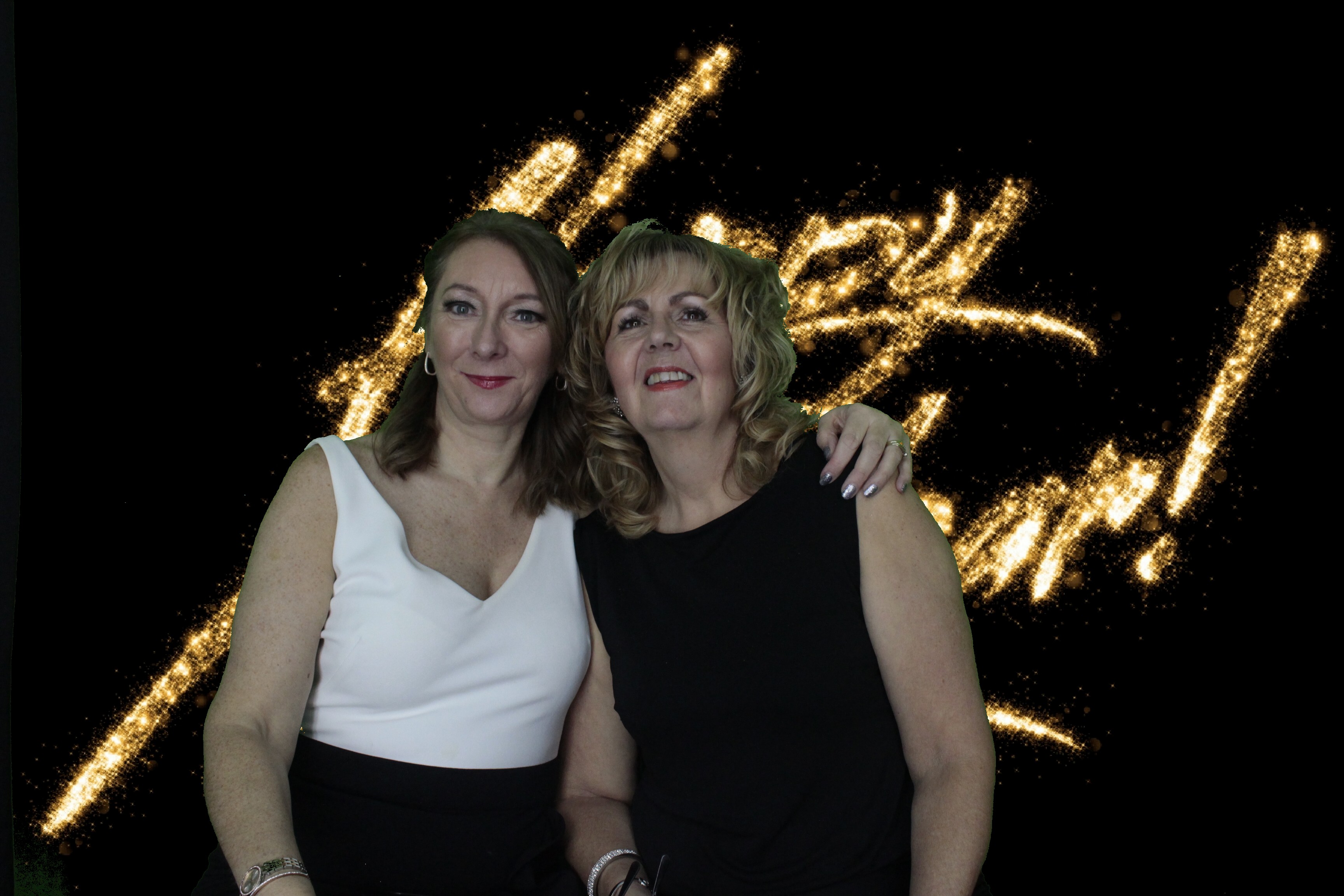 NYE Party | View more photos from the event at gallery.myphotoboothexperience.co.uk/u/MyPhotoBoothExperienceLtd/NYE-Party